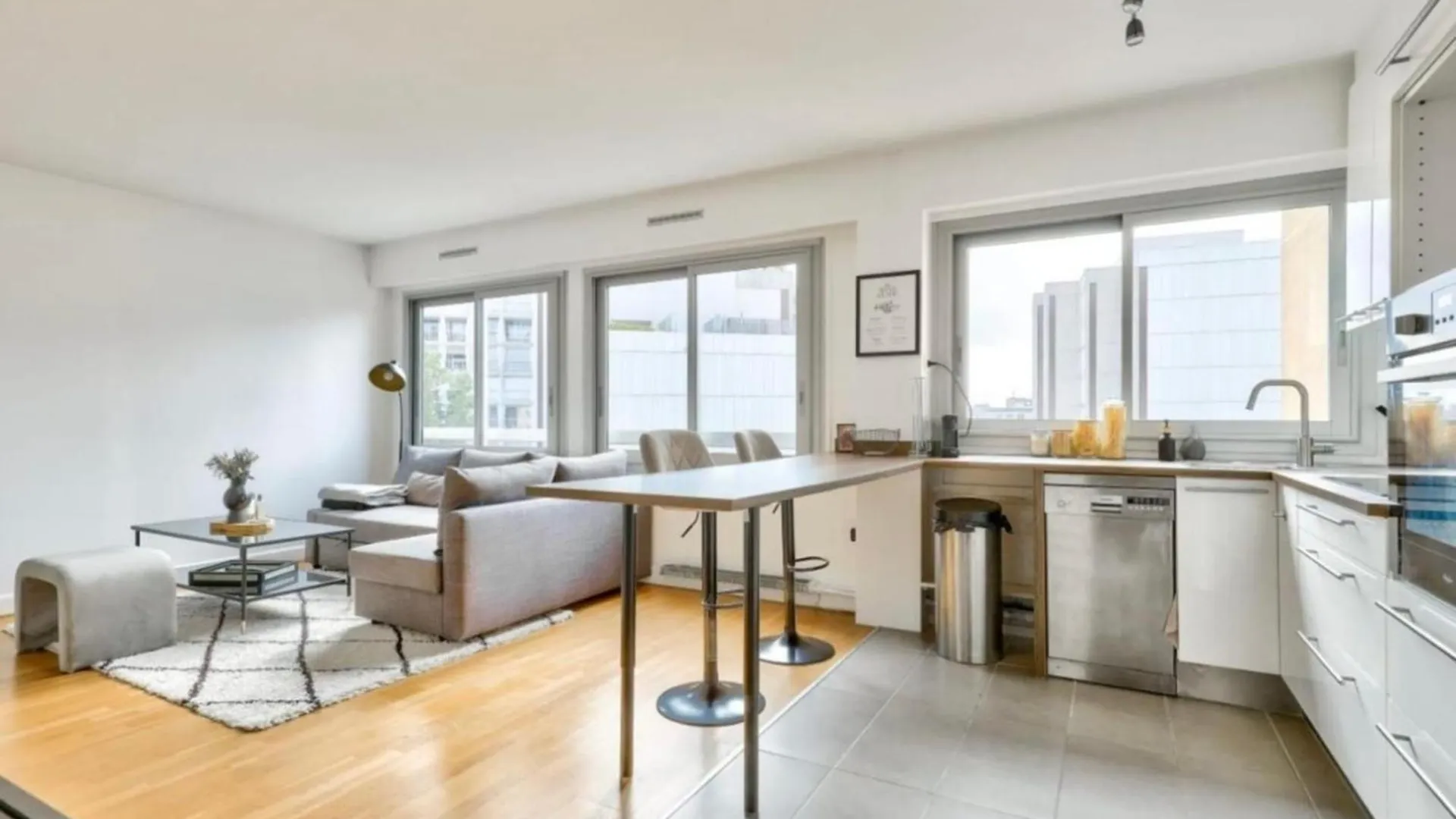 Cozy 50 M Near Pere-Lachaise Apartment Paris