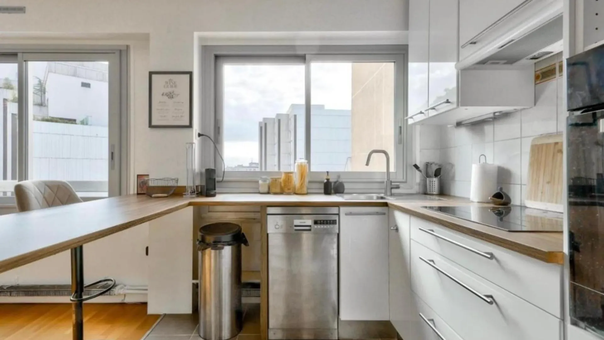 Cozy 50 M Near Pere-Lachaise Apartment Paris France