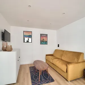  Appartement Superbe Studio Refait à Neuf
